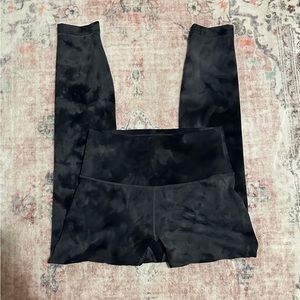 Lululemon Wunder Train High Rise Tight 25” Size 6